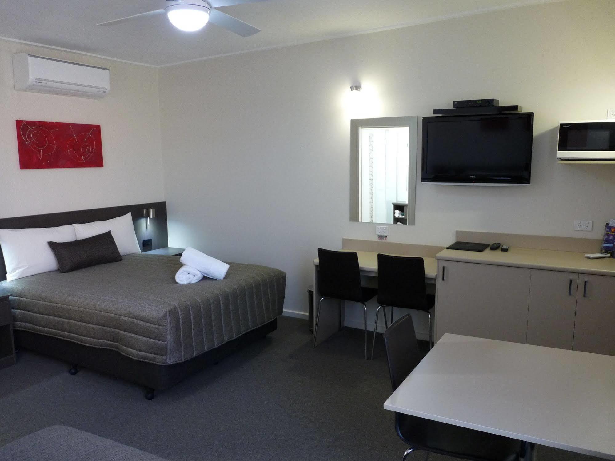 Loddon River Motel Kerang Exterior photo